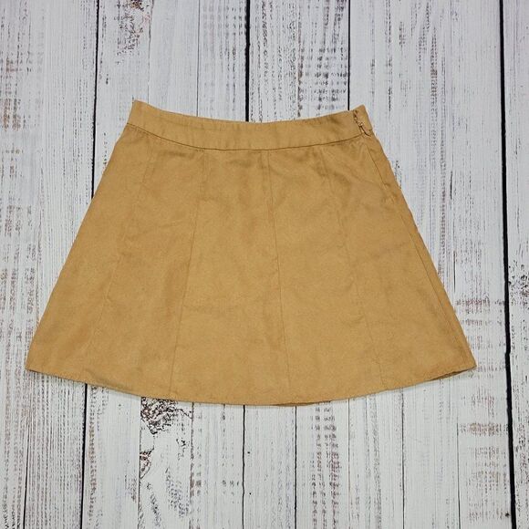 BCBGeneration Women's Size 4 Camel Tan Fit & Flare Chic Suede-Like Skirt - Picture 1 of 5